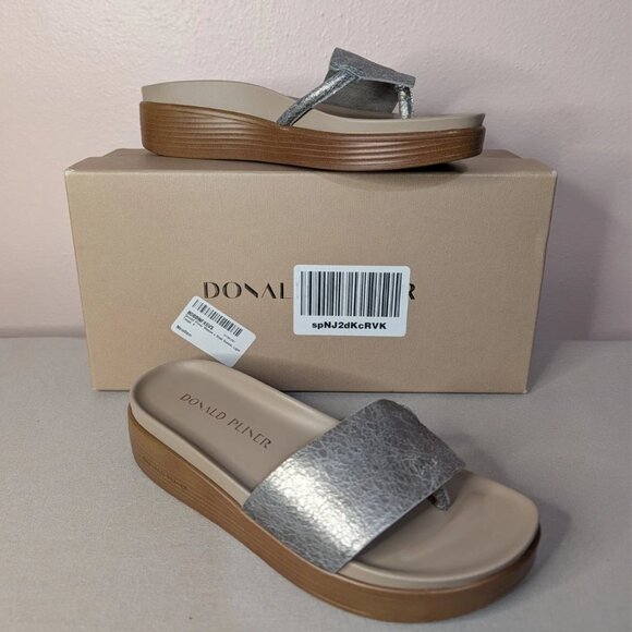 Donald Pliner Shoes - Donald Pliner Fifi Slide Sandals Light Taupe Pebbled Metallic Leather Size 6